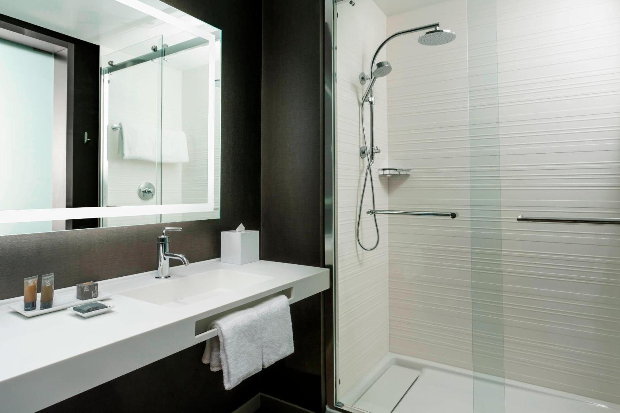 Ac Hotel By Marriott Spartanburg Εξωτερικό φωτογραφία